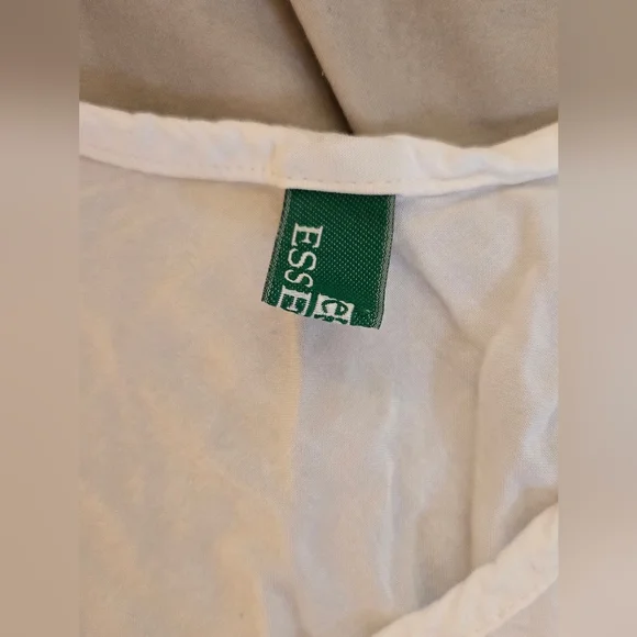 Essence | Sleeveless White Button-Down Dress, Ptp 21" - Picture 12 of 13